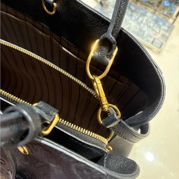 Louis Vuitton Black Embossed Montaigne mm - Picture 6 of 16